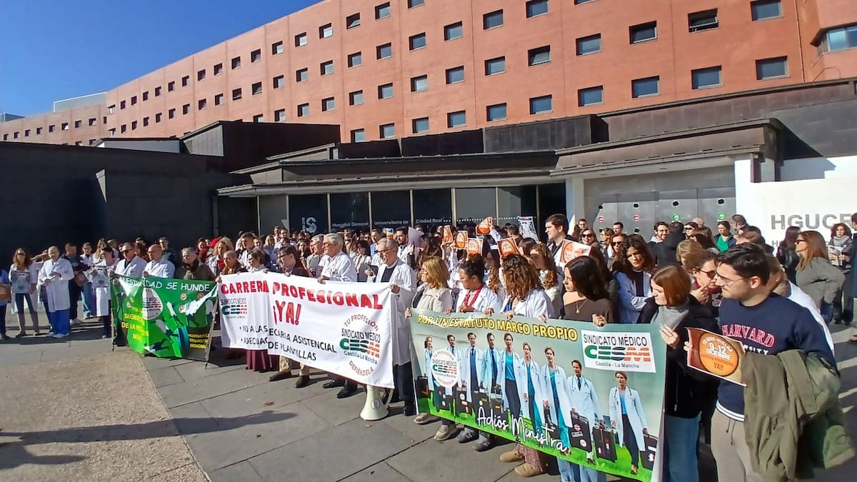 El sindicato médico critica que Sanidad no haya contactado con el comité de huelga