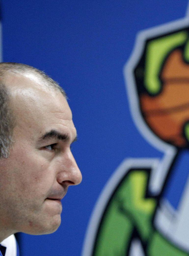  El entrenador del Gipuzkoa Basket, Jaume Ponsarnau, durante la rueda de prensa que ha ofrecido hoy en San Sebastián, previa al encuentro que su equipo disputa este fin de semana.