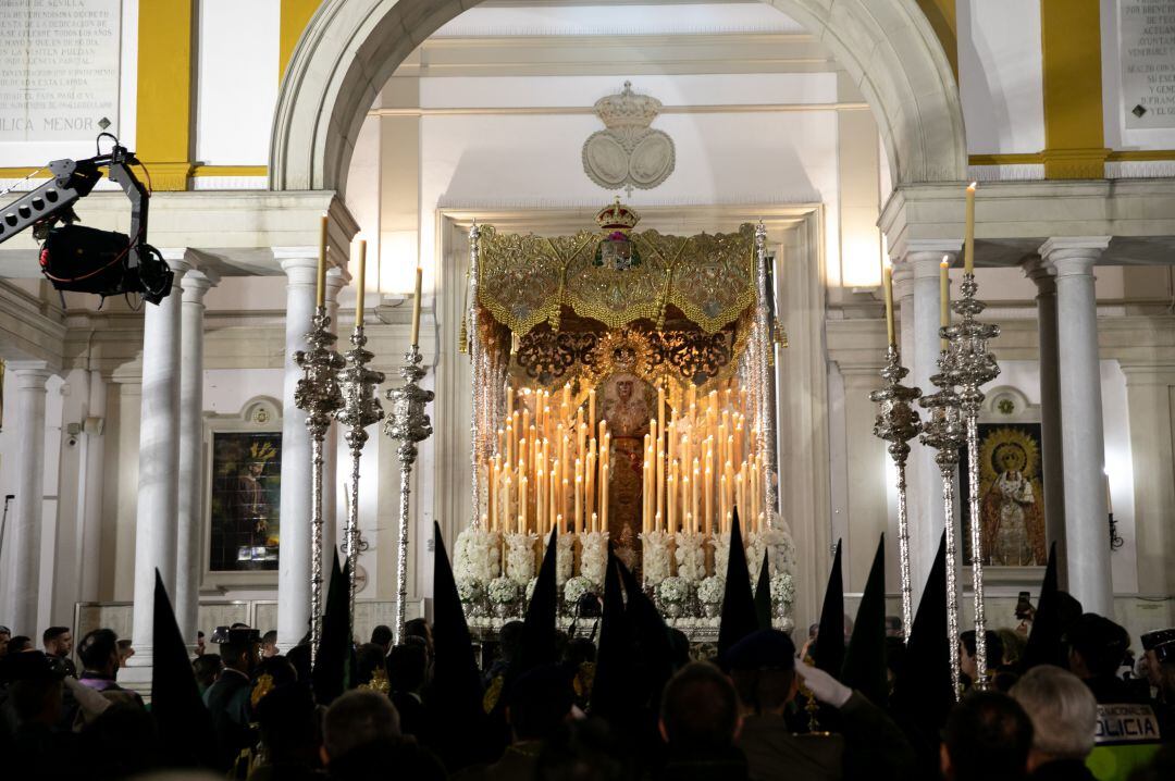 Sevilla llora la cancelación de su Semana Santa.