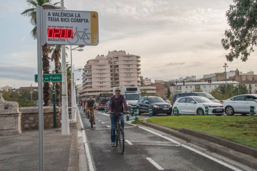 Carril bici del Pont de Fusta en València