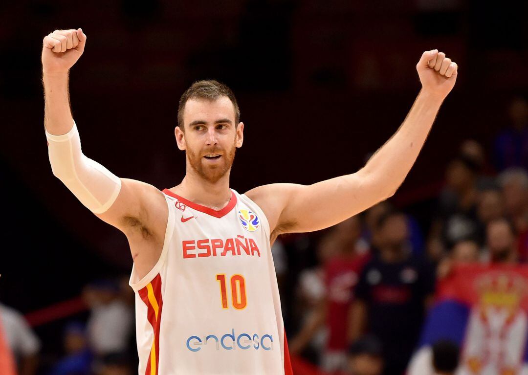 Victor Claver durante un partido de la selección española