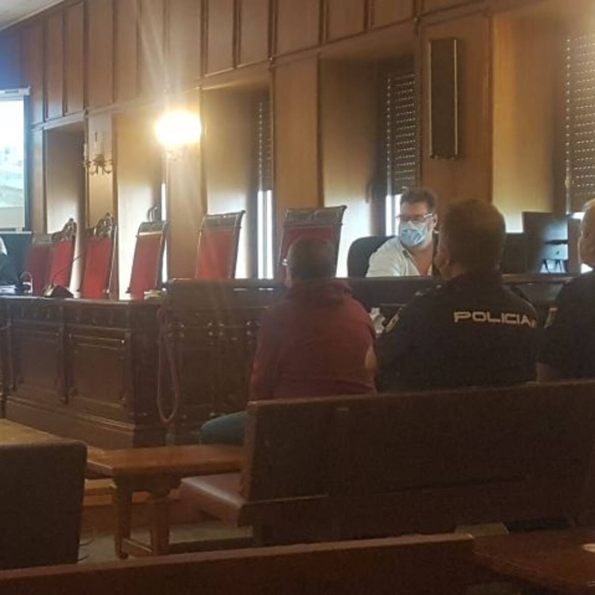 Una testigo asegura que el hombre acusado de abusar de menores le tocó el culo y el pecho a su prima