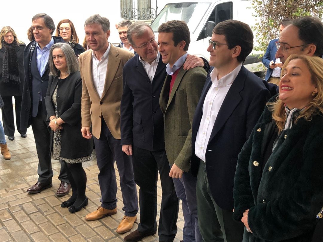 Silván junto al secretario general del PP en la presentación de los candidatos a las alcaldías de las capitales de provincia de Castilla y León