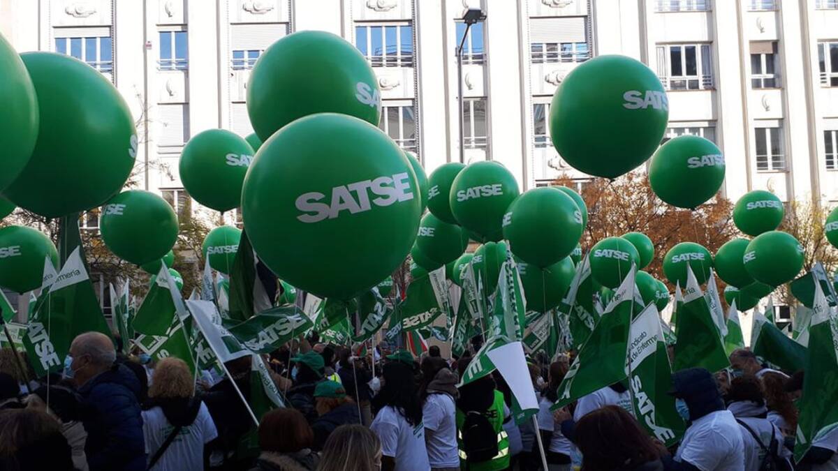 Enfermeros y fisioterapeutas inician movilizaciones para denunciar la grave precariedad que sufren