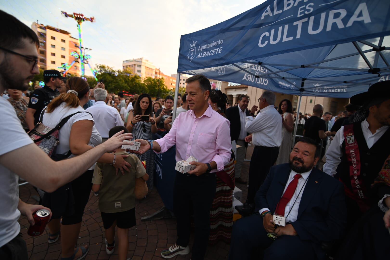 Homenaje a los Miguelitos y su creador, Manuel Blanco, en la Feria de Albacete. Imagen del Ayuntamiento de Albacete.