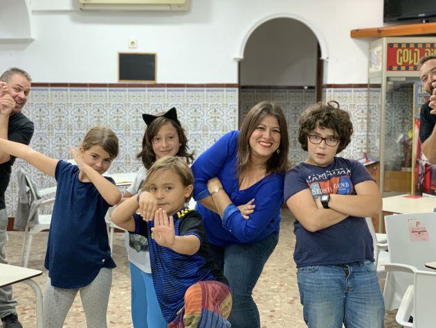 Chicho, Maira, Mario, Noa, Milián Oneto, Asier y Ángel Gago durante la entrevista en SERxCuatro