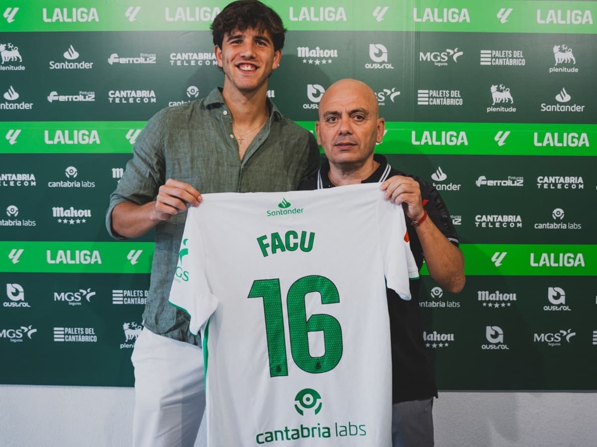 El Racing tendría 21 contratos en vigor en Primera División