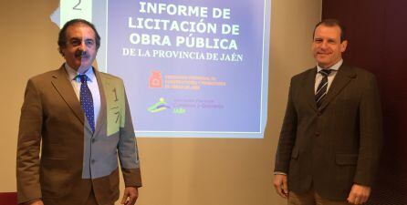 (De izquierda a derecha) Francisco Chamorro y José Ángel Mesa, de la Asociación provincial de constructores y promotores.