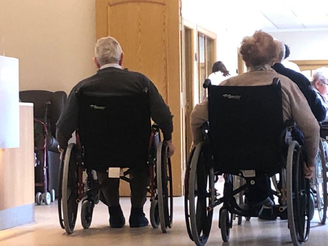 Usuarios de una residencia de personas mayores.