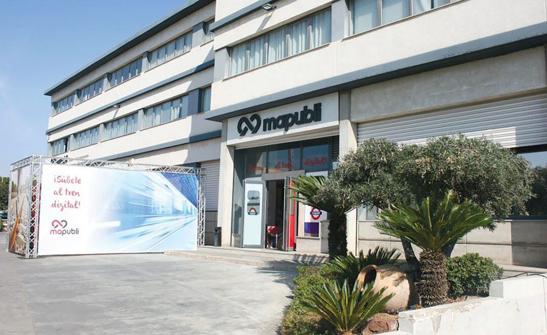 Fachada de las instalaciones del Proveedor Totaler Mapubli en Paterna (Valencia)