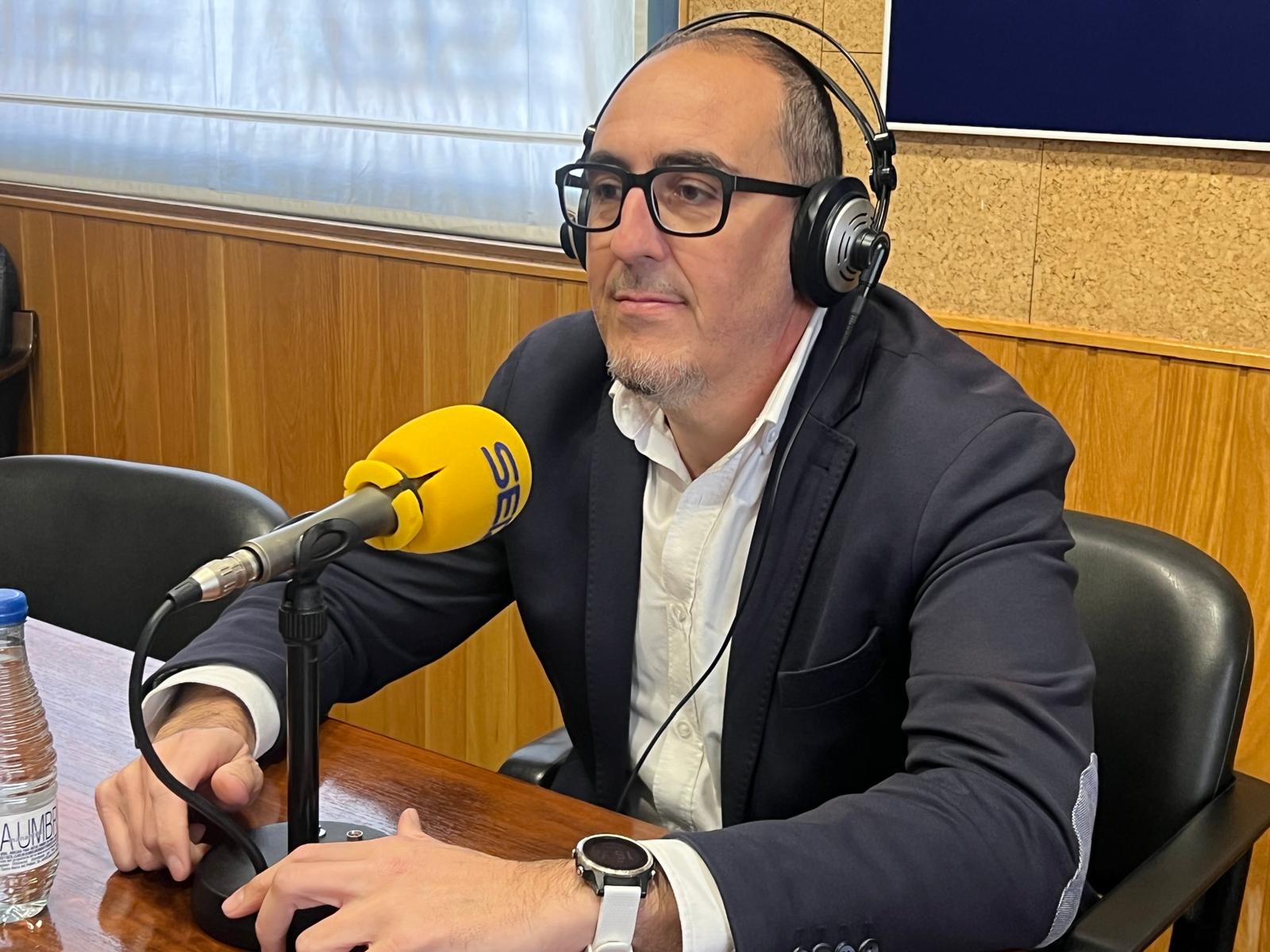 Ricardo Lozano presidente del Balonmano Ciudad Encantada en los estudios de SER Cuenca