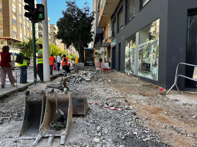Aceras en avenida de Alicante