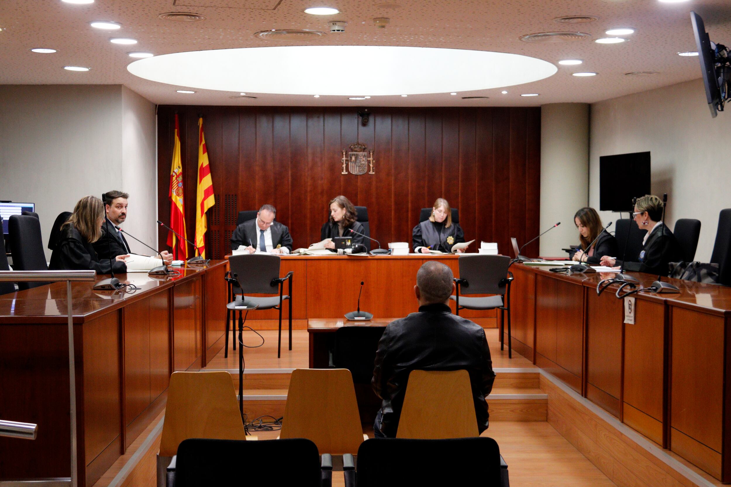 El condemnat, a la Sala de Vistes de l'Àudiència. ACN.