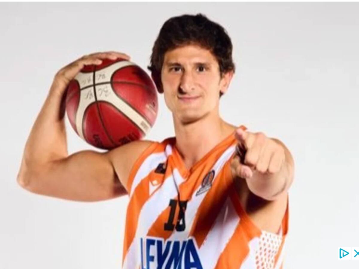 El alero Pablo Hernández al Palencia Baloncesto
