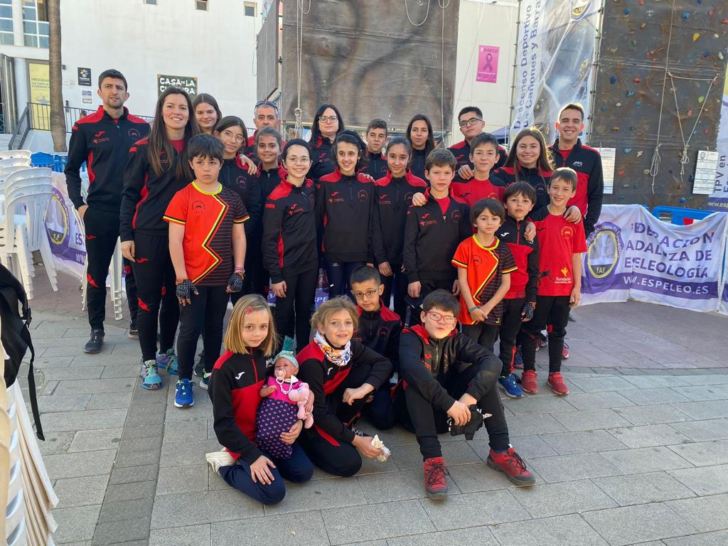 Algunos de los chicos participantes en el último campeonato de Andalucía donde fueron los primeros clasificados.