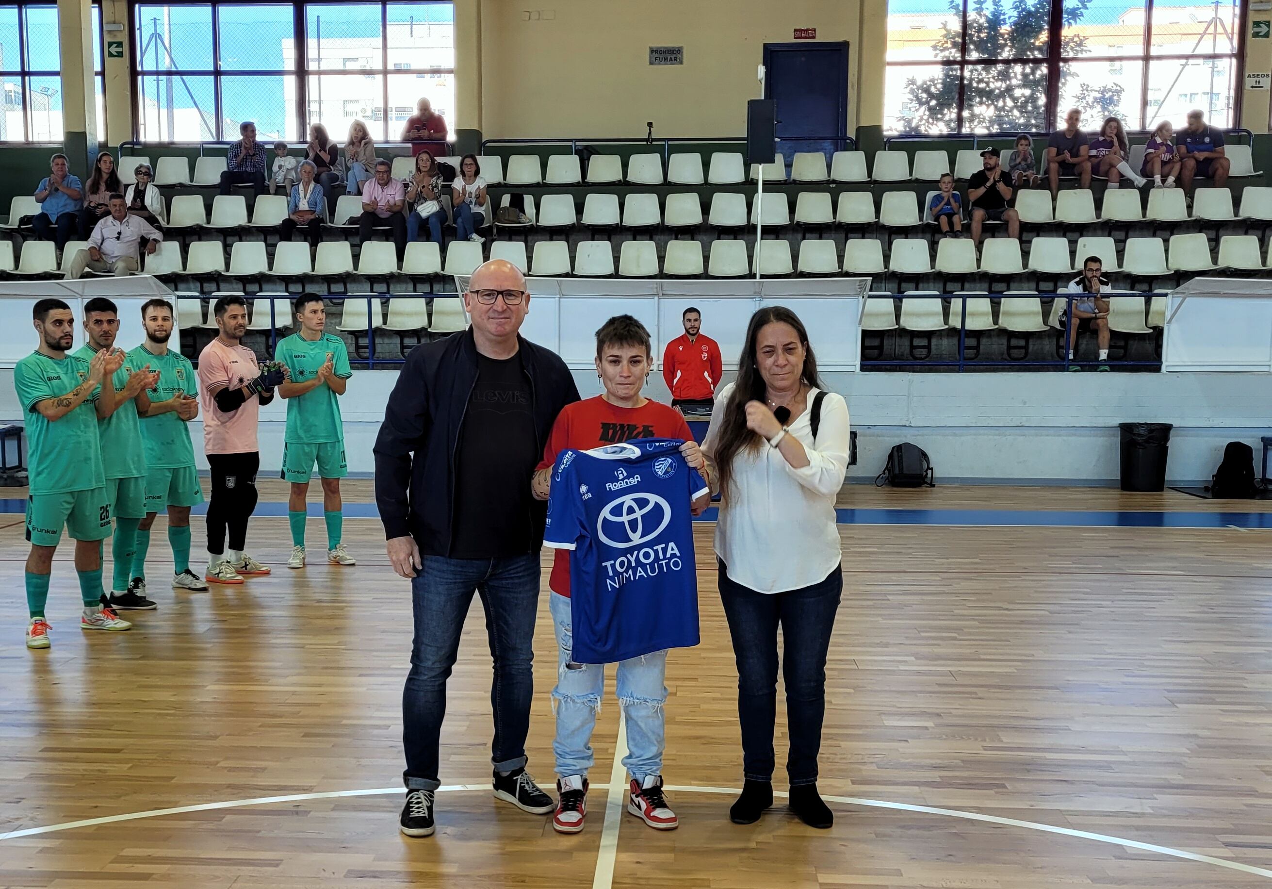 Bonito homenaje a Ainhoa Azurmendi