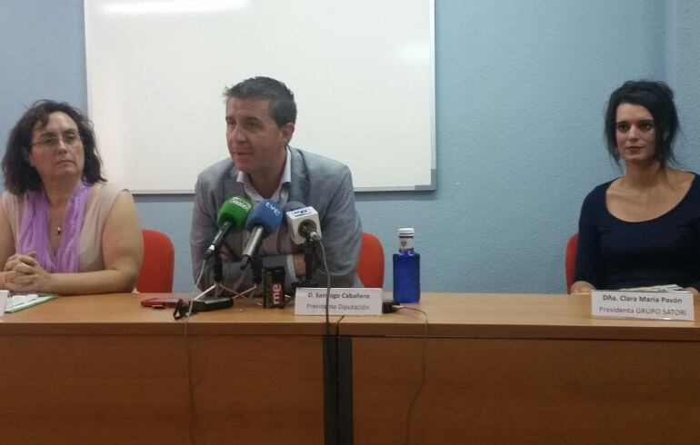 Rueda de prensa de inauguración en la sede de la Asociación Satori