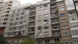 Vista panorámica del edificio afectado por la explosión en la calle San Salvador.