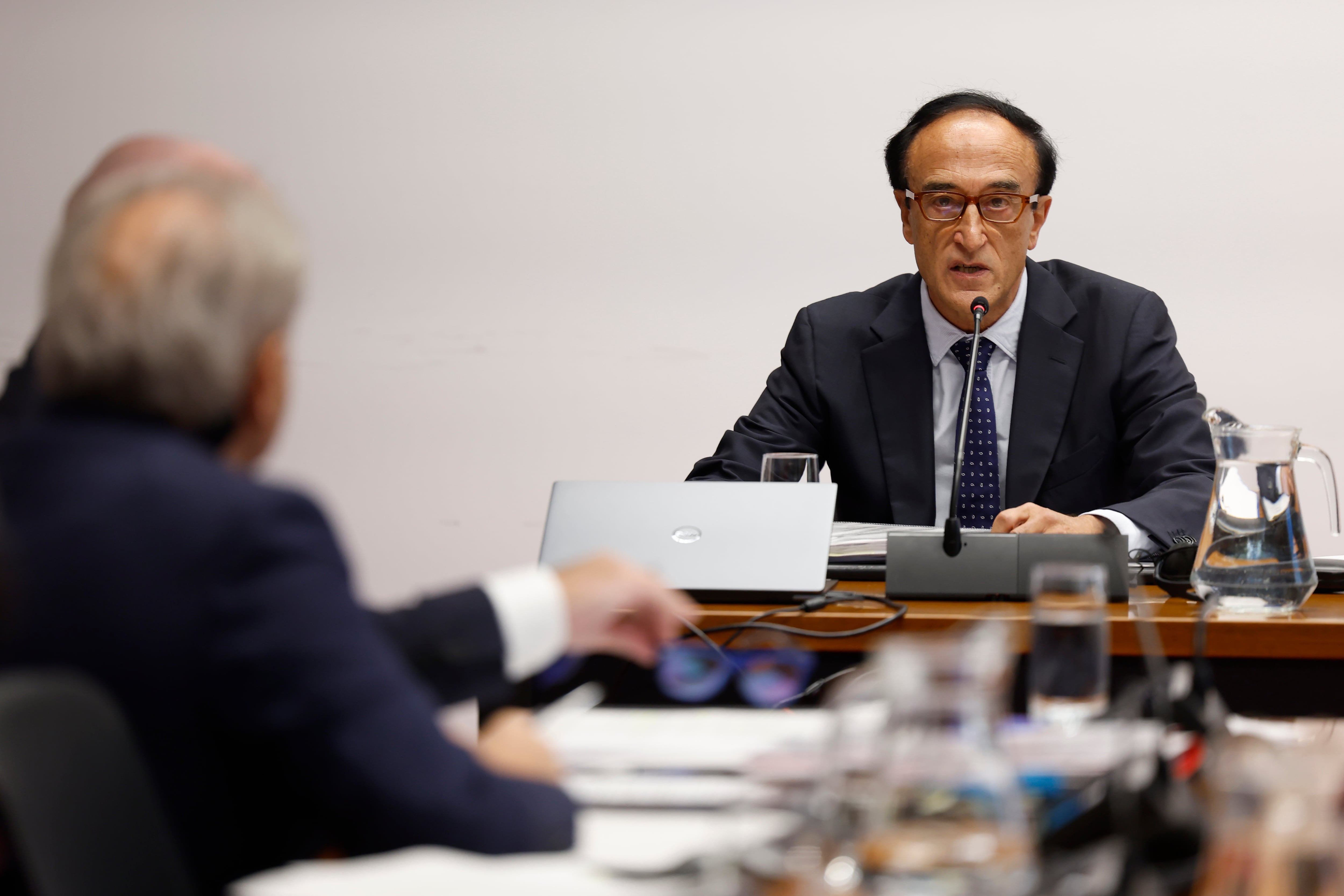 Jesús Polo durante la comparecencia de la Comisión de Investigación del Parlamento de Navarra