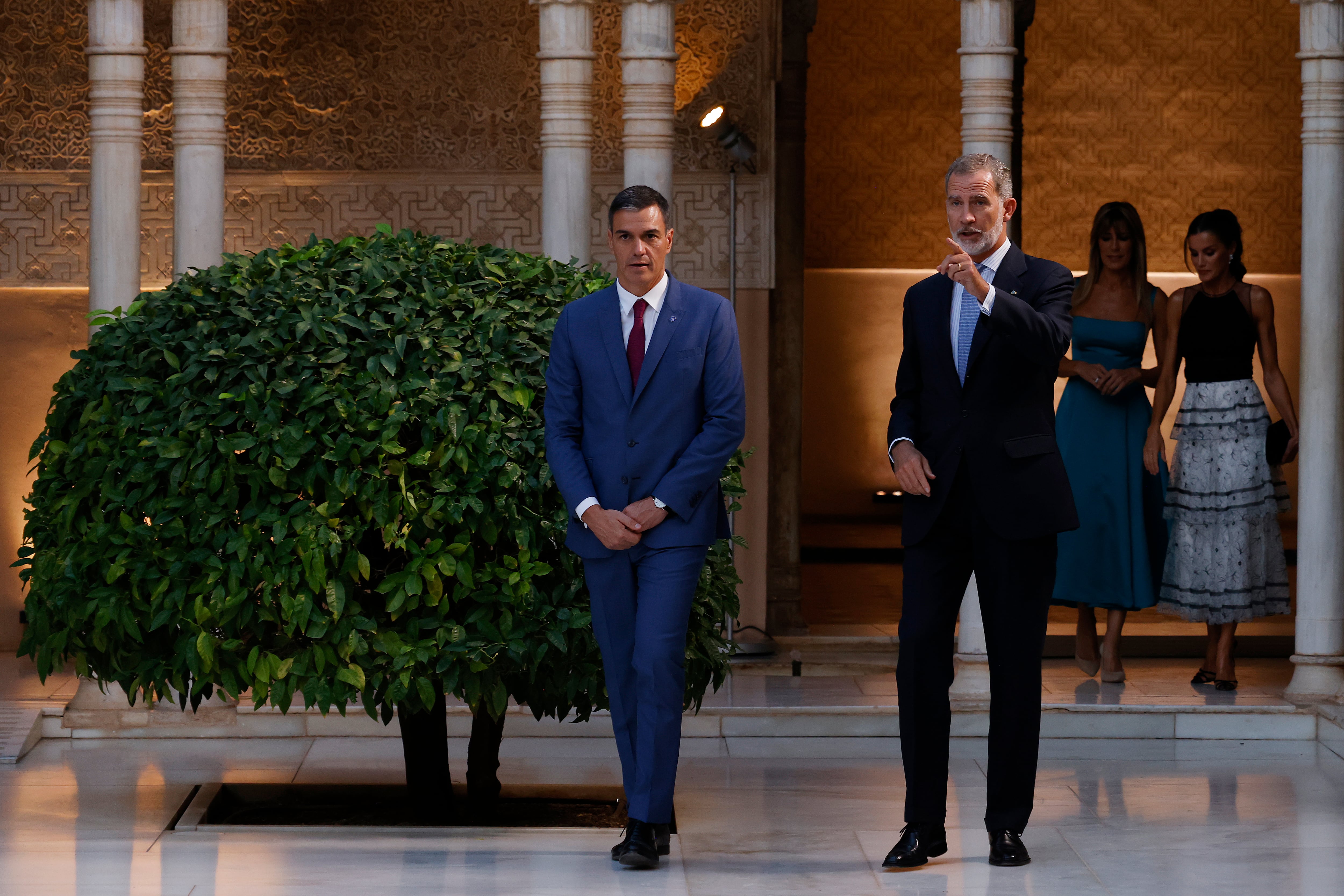 El rey Felipe VI junto al presidente Pedro Sanchez  (Photo by Marcelo del Pozo/Getty Images)