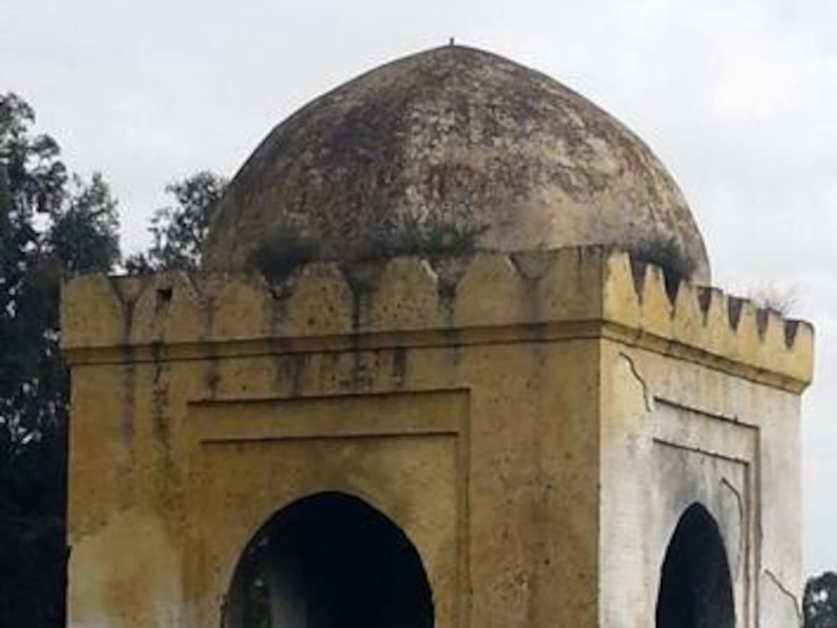 La tumba de Boabdil yace bajo la basura