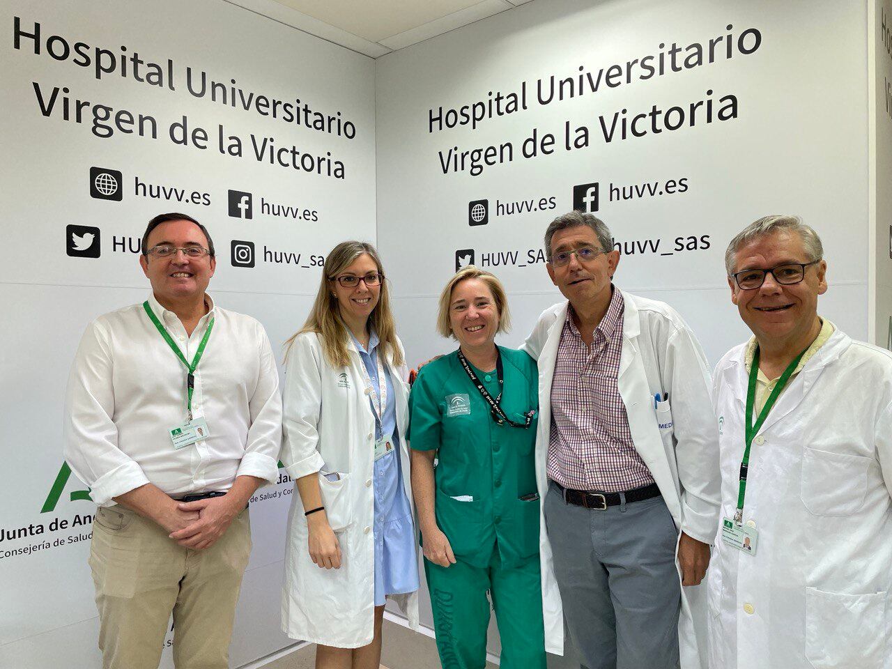 Equipo de Cirugía Endocrina en el Hospital Clínico Universitario Virgen de la Victoria (Málaga)