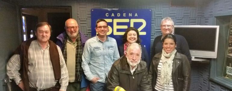 Cooperantes coruñeses en el Coruñés Opina