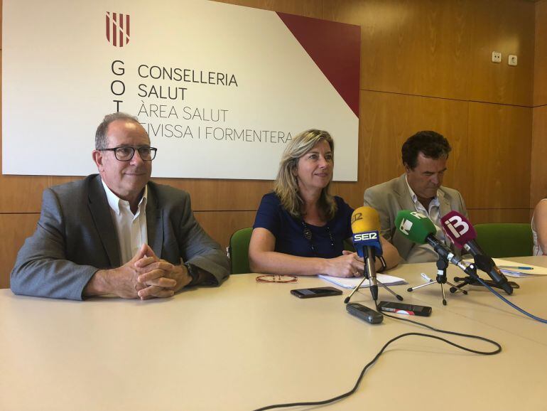 La consellera Patricia Gómez ha visitado la isla este viernes