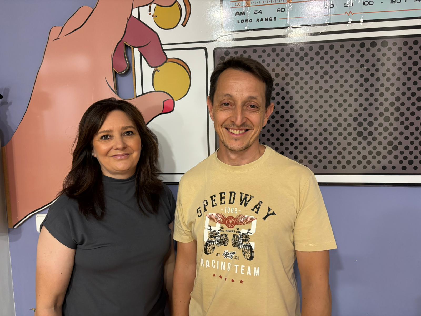 Maria del Mar Nieto (delegada de Juventud del Ayto. Morón) y David Ramos (técnico del área de Juventud)