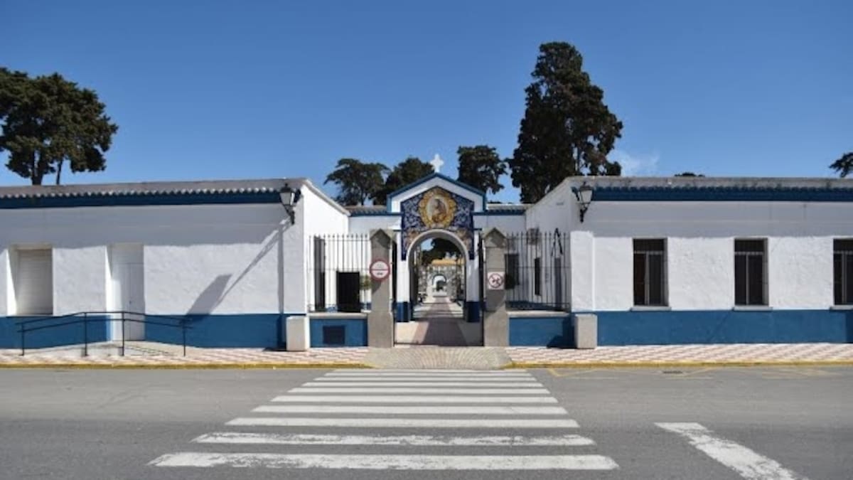 Cementerio de La Línea