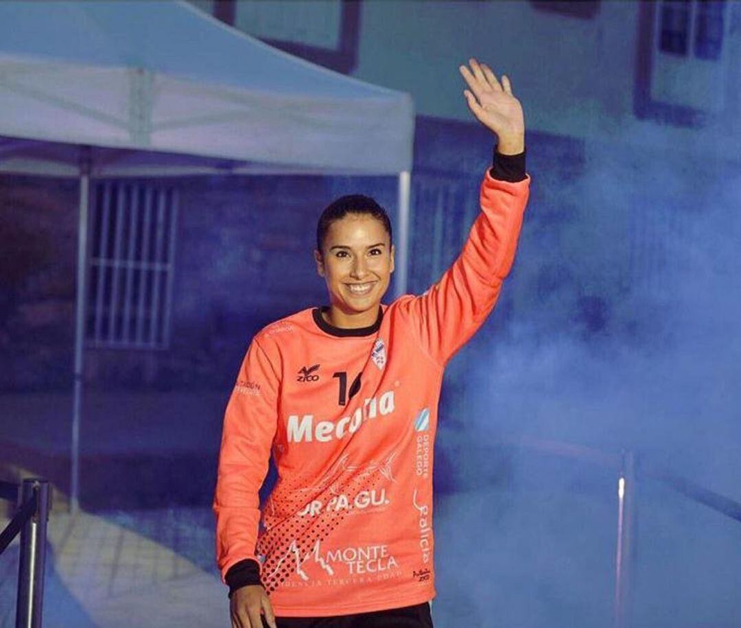 Estela Carrera se despide del Mecalia Atlético Guardés 