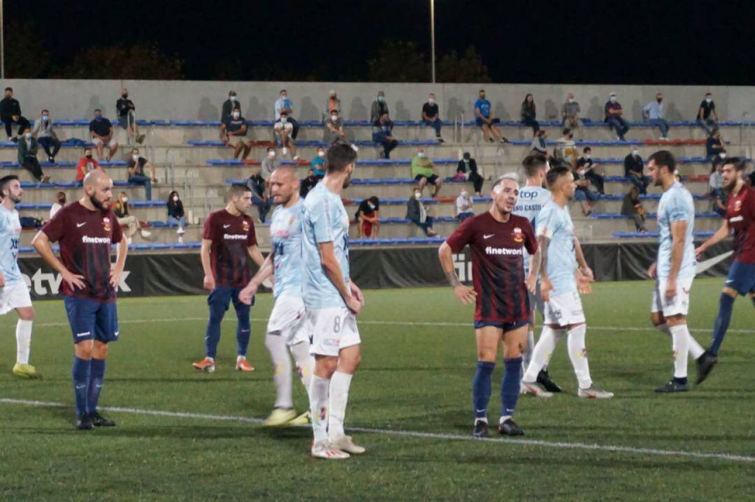 Eldense - Yeclano, con público en las gradas