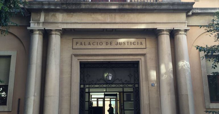 Fachada de la Audiencia Provincial de Jaén.