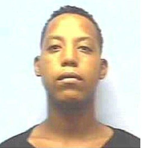 La imagen del detenido en la orden de búsqueda y captura de Interpol