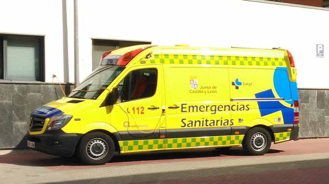 Ambulancia del centro de salud de Peñafiel