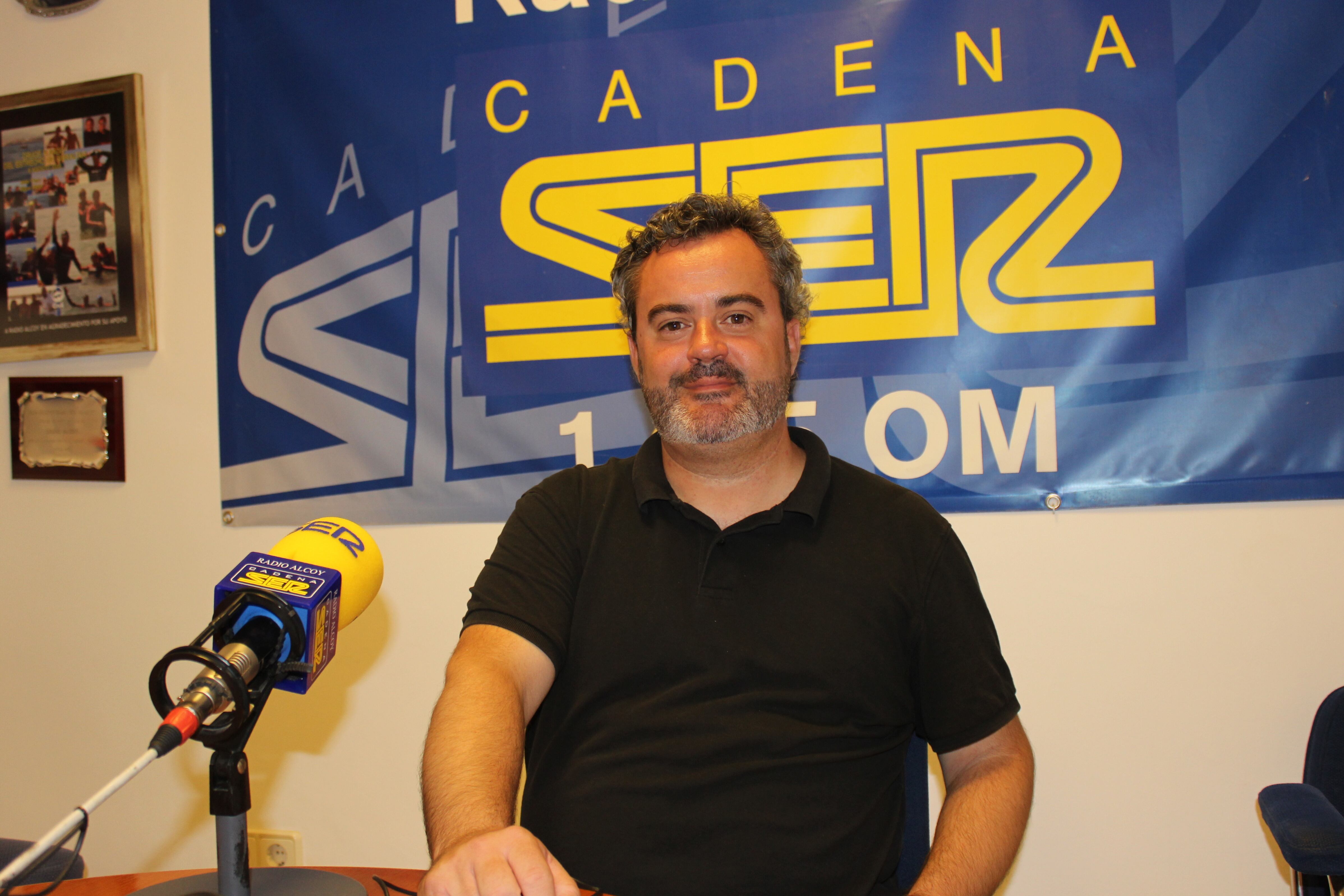 Raül Llopis ha sigut regidor de Cultura des de 2015 fins 2023 i ara és de Política Lingüística, entre altres matèries