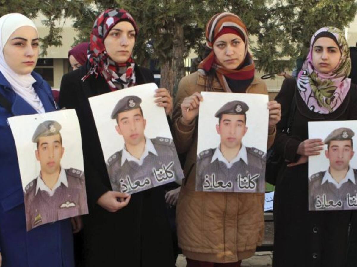 El Estado Islámico dice haber quemado vivo al piloto jordano secuestrado