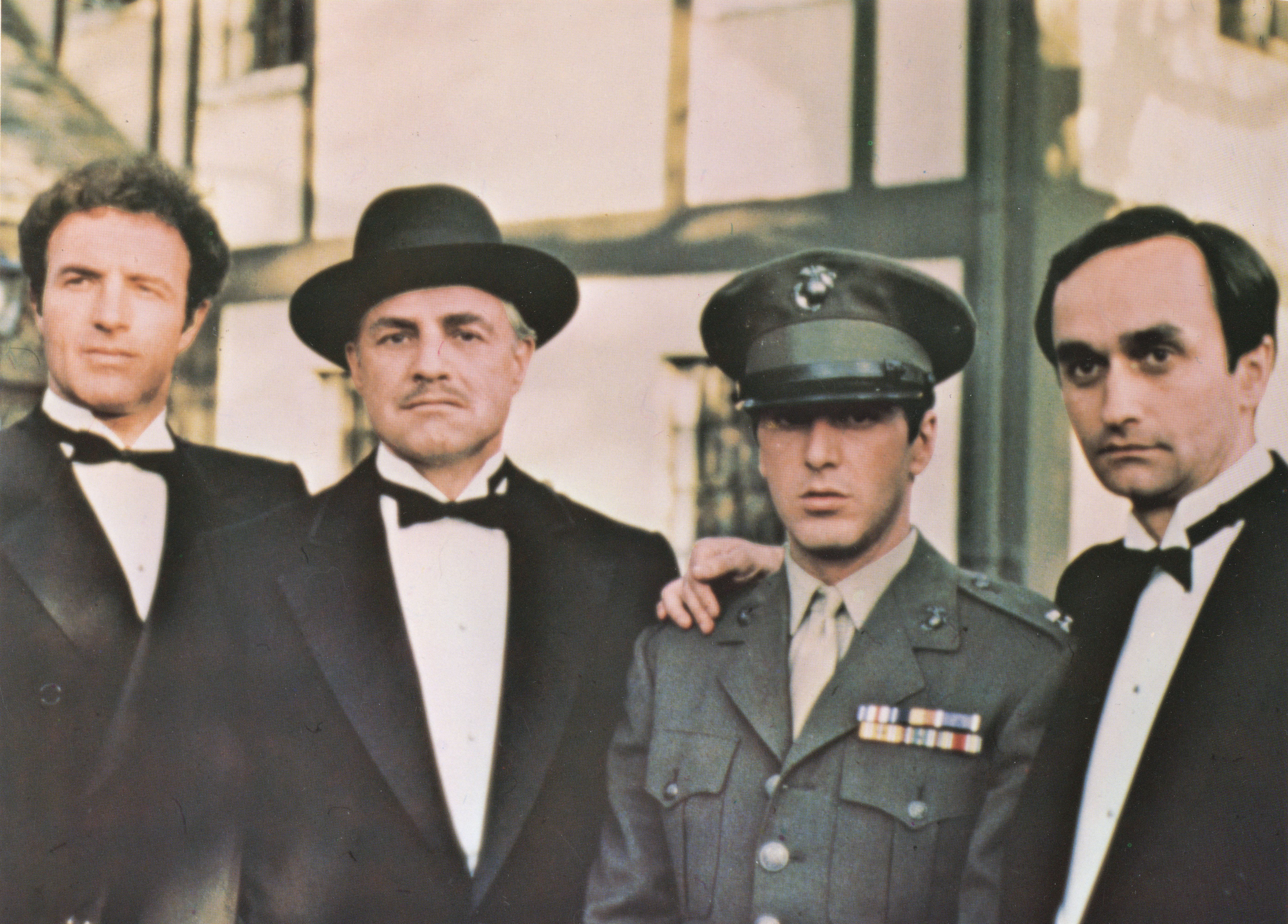 James Caan, Marlon Brando, Al Pacino y John Cazale, protagonistas masculinos de El padrino.