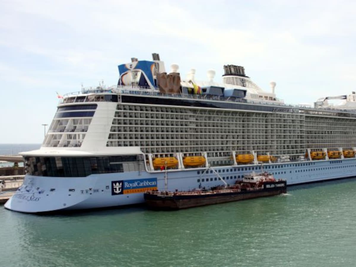 Els creuers que arriben a Barcelona generen 800 milions d'euros a l'any