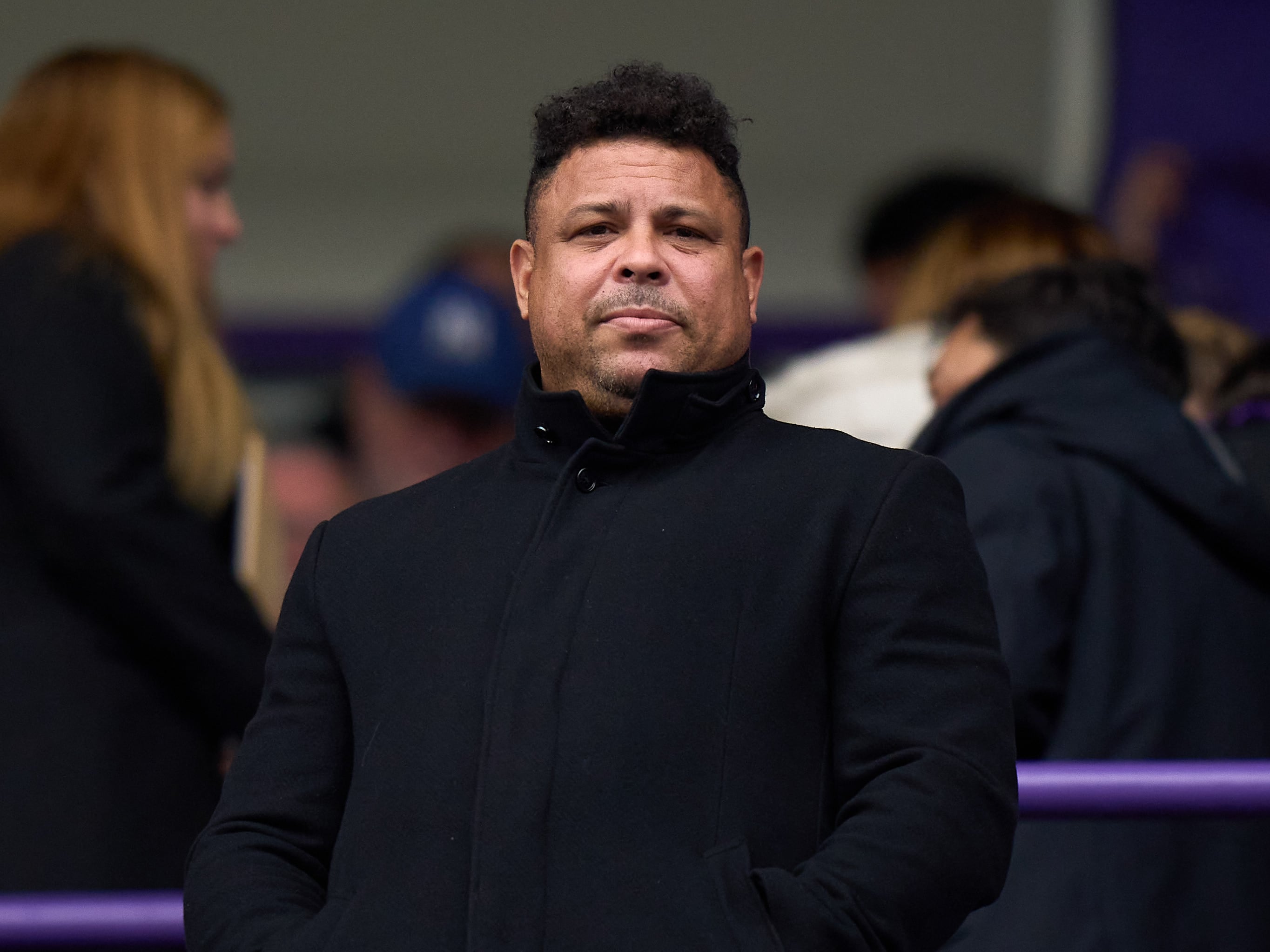 Ronaldo Nazario, presidente del Real Valladolid, en el palco del estadio José Zorrilla