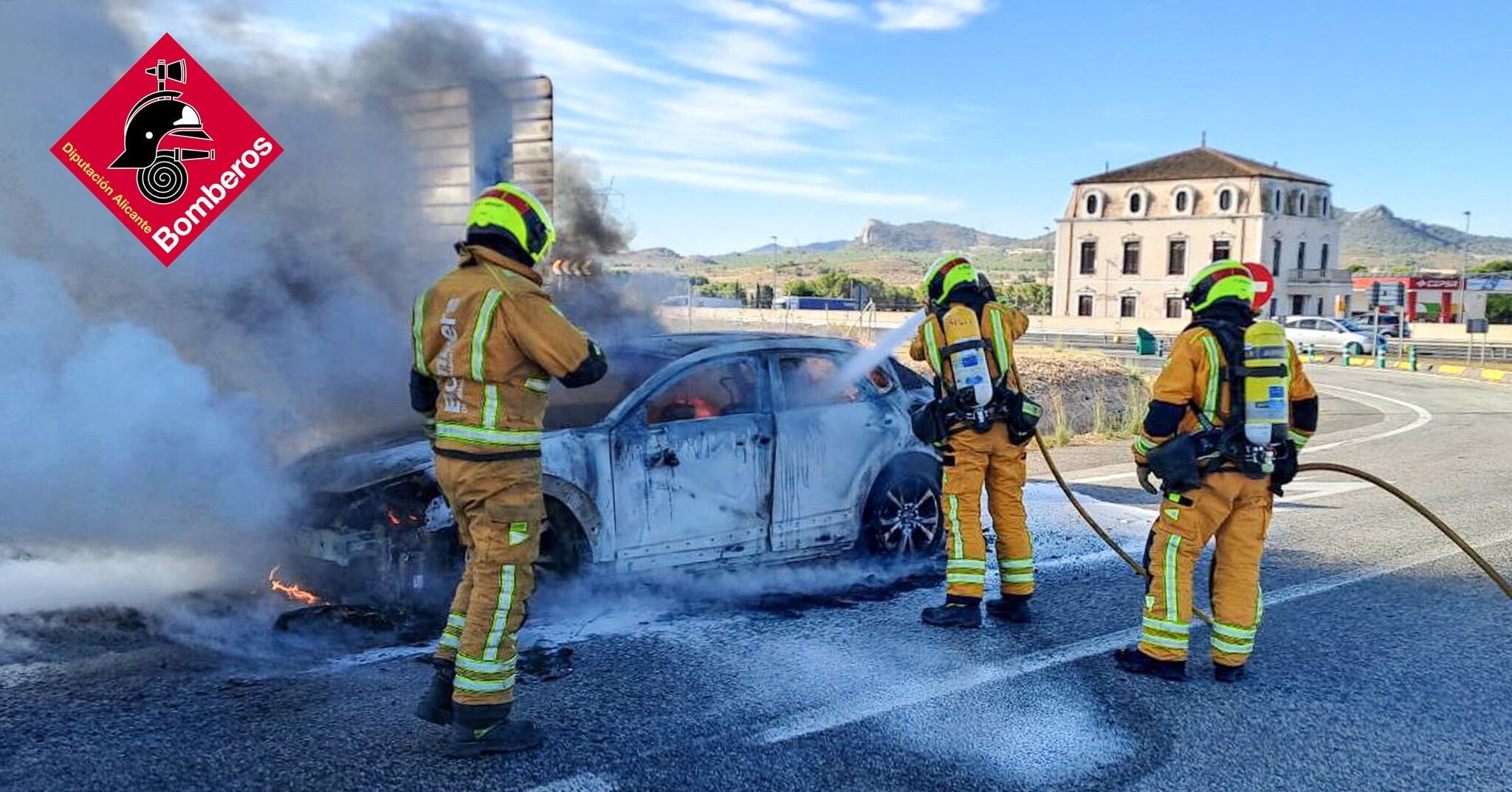 Imágenes del operativo de los bomberos
