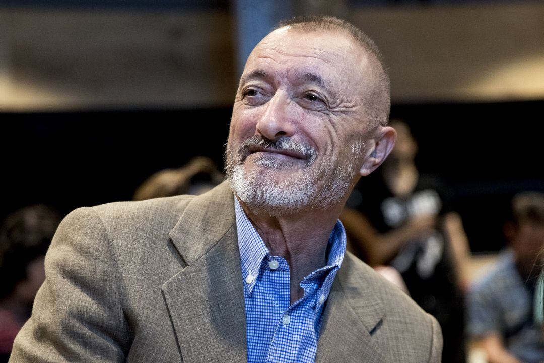 Arturo Pérez-Reverte es miembro de la Real Academia Española desde 2003