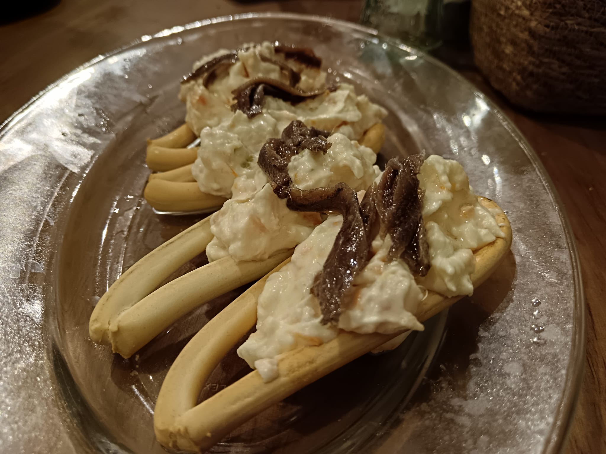 Marinera de ensaladilla con rosquillas