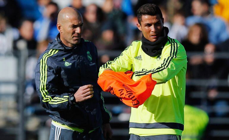 Zidane en su primer entrenamiento junto a Cristiano Ronaldo