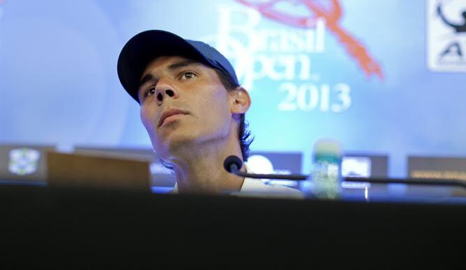 El tenista español participa en una rueda de prensa durante el Abierto de Tenis de Brasil, en Sao Paulo (Brasil).