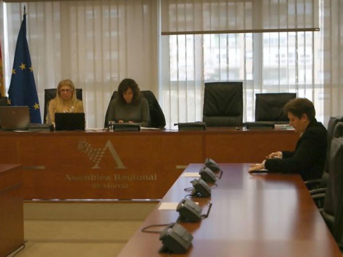 Campos de fútbol vs. piscinas