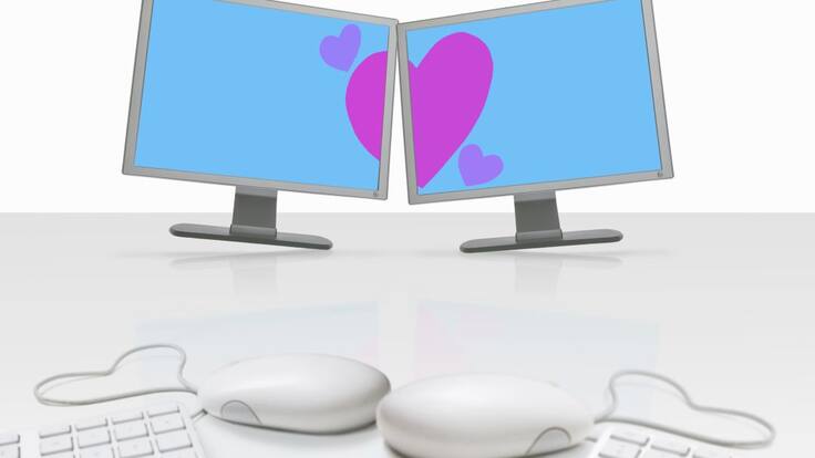 Hoy por Hoy Alicante | ¿Por qué lo llamamos amor cuando en realidad queremos decir Internet? | SER 3.0, con Paco Maciá