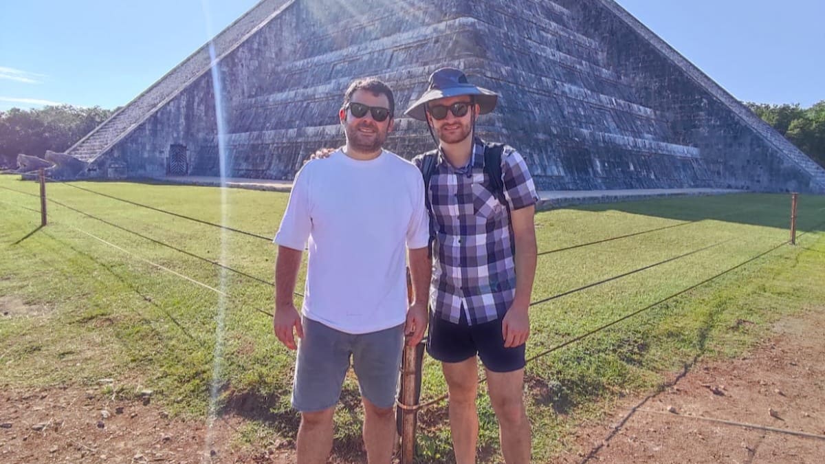 Entrevista a Iñigo Aguayo , donostiarra atrapado en Nueva Caledonia