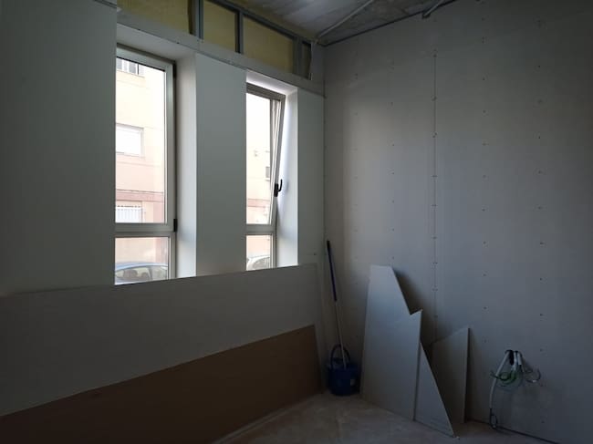 Una de las instalaciones de la policía local del barrio lorquino San Cristóbal