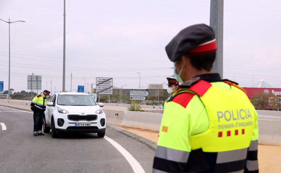 Recopilatorio de los Mossos de las excusas más cursiosas que les plantearon para burlar el confinamiento